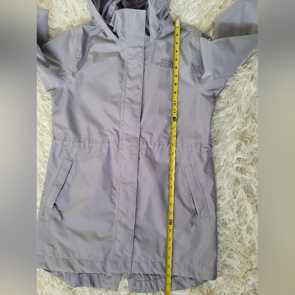 The North Face Women’s Rain Parka Size SP - Picture 15 of 16